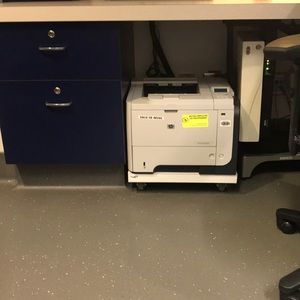 Meet your Posher, Loubna